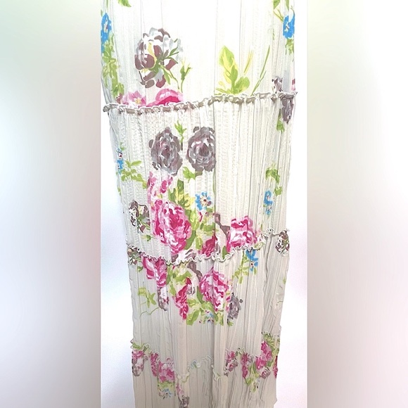 Free People Vintage Hinted Florals Maxi Dress - Picture 9 of 16